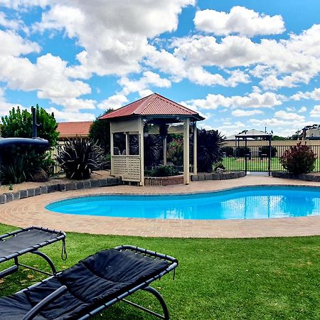 Werribee Park Motor Inn Exterior foto